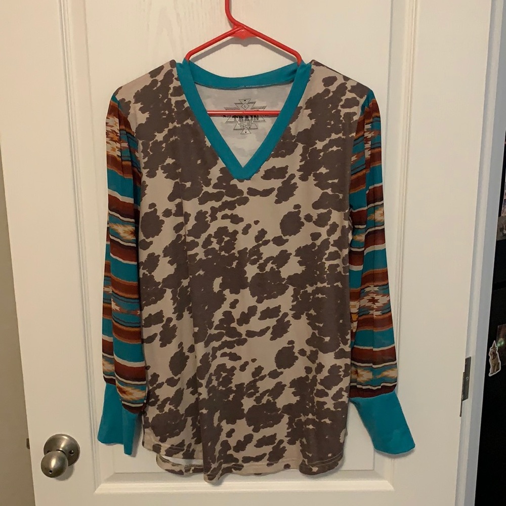 Women’s large crazy train long sleeve shirt.